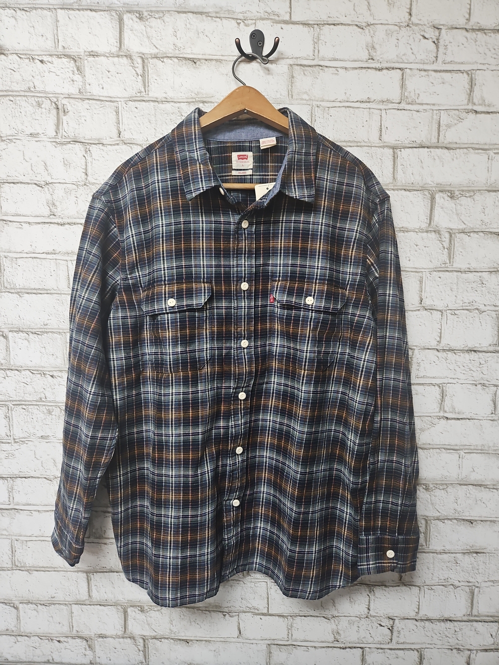 Levi's Men's Blue Plaid Flannel Shirt "The Worker" Relaxed Fit Size L NWT